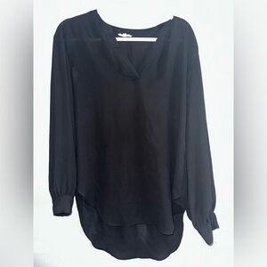 Maurice’s business top sheer